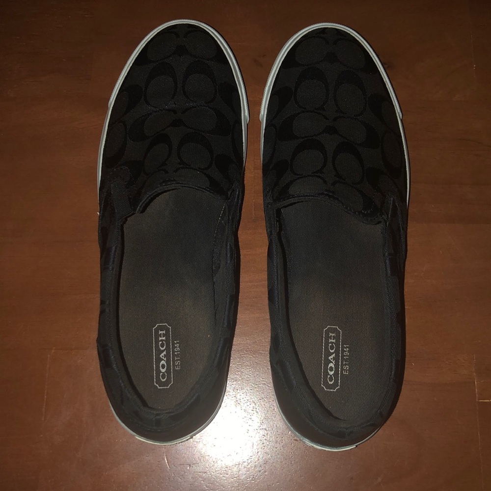 Slip-on sneakers